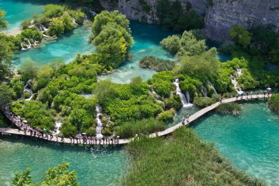 plitvice-lakes-national-park