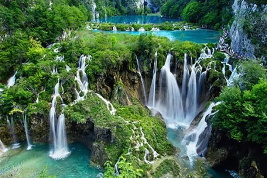 plitvice-lakes